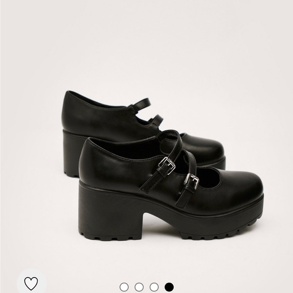 Nasty gal platform Mary Janes. - Picture 1 of 3